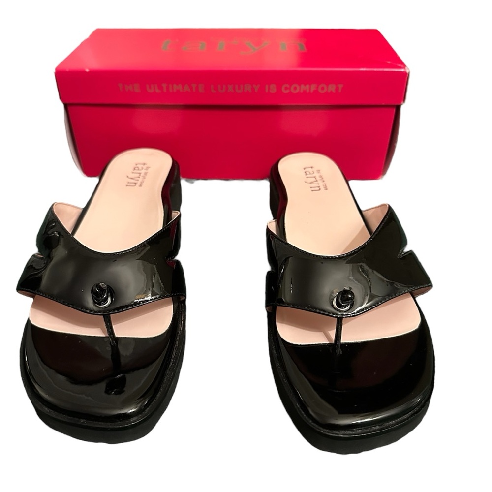 Taryn by Taryn Rose Trista Black Patent Leather Thong Slip-On Sandals Size 9.5 - Picture 3 of 7